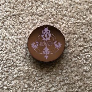 Girlactik matte bronzer in Cabo